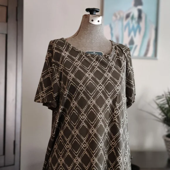 Luluroe Olive Green Patterned Dress 2XL - Picture 2 of 7